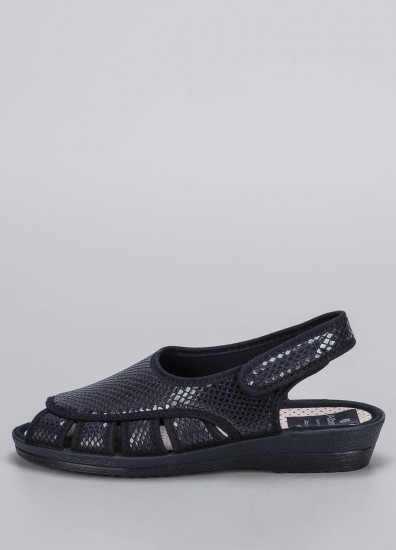 Босоножки для женщин