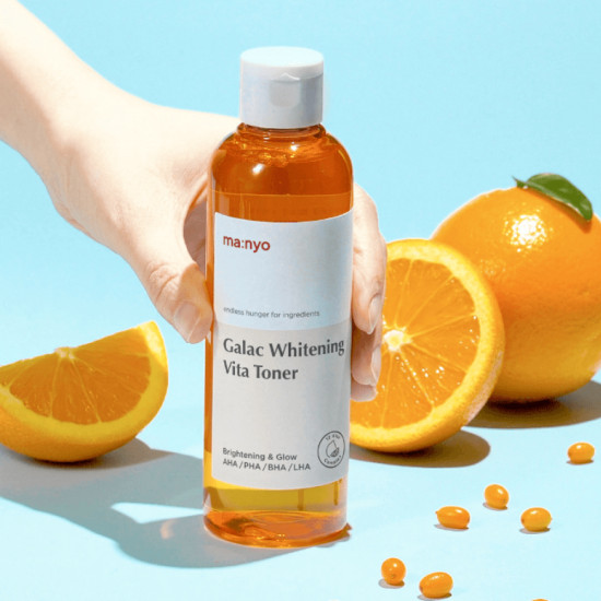 Тоник для тусклой кожи лица мультивитаминный «Galac Whitening Vita Toner»