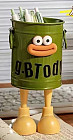 зелёный