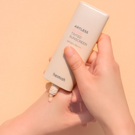 Крем для лица с сияющим финишем тонирующий «Artless Glow Tinted Sunscreen» SPF50+ PA+++