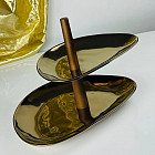 золотистый