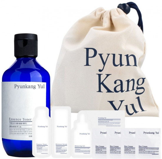 Набор по уходу за лицом для женщин «Toner 200ml Pouch Set»
