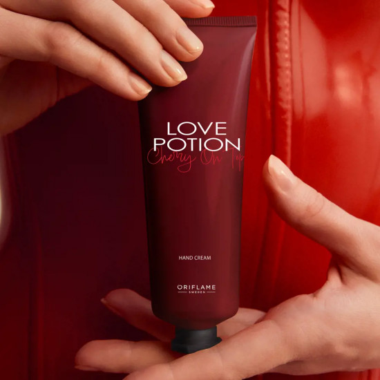 Парфюмированный крем для рук «Love Potion Cherry on Top»