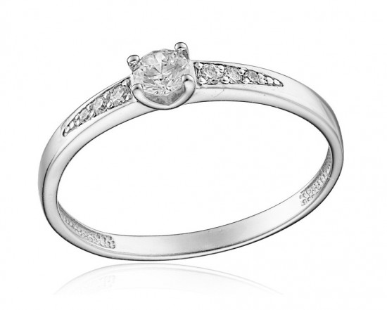 Кольцо из серебра с фианитами