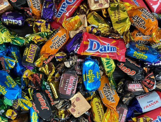 Конфеты ассорти в подарочной коробке