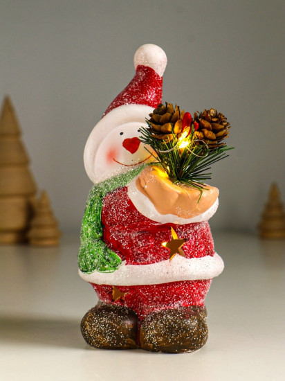 Фигурка светящаяся «Снеговик в красной шубке с еловой веточкой»