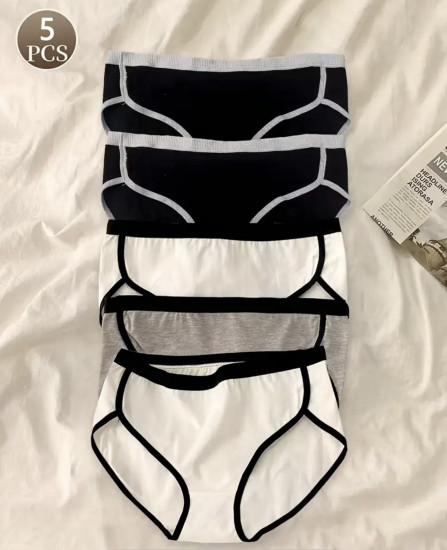 Трусы женские комплект