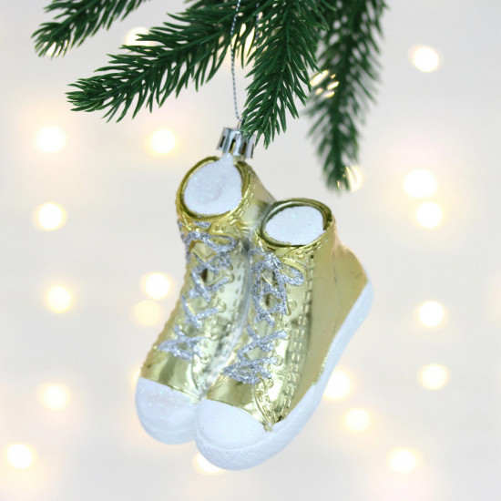 Игрушка ёлочная «Стильные кеды»