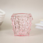 светло-розовый