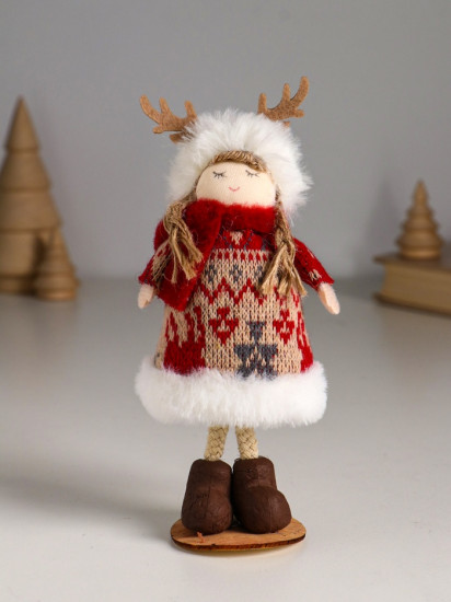 Кукла интерьерная текстильная «Малышка в вязаном платье в шапке с рожками»