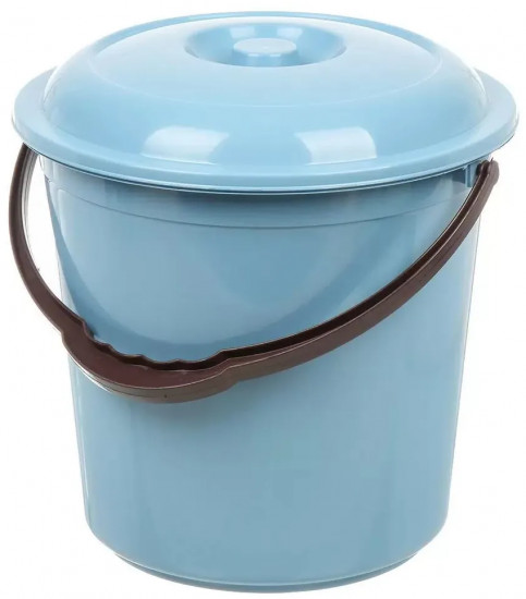 Ведро с мерной шкалой и крышкой