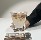 прозрачный