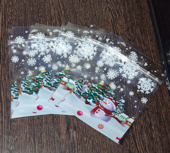 Набор новогодних пакетов