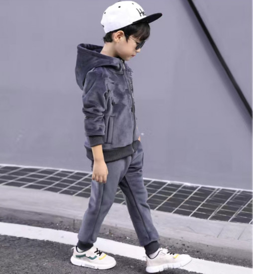 Костюм-двойка для мальчиков утепленный