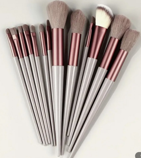 Набор кистей для макияжа