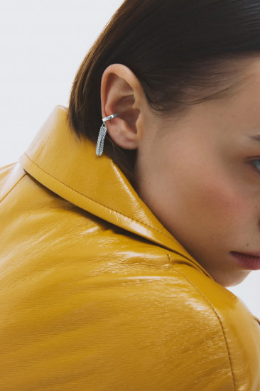 Серьга-кафф из серебра «Кисть»