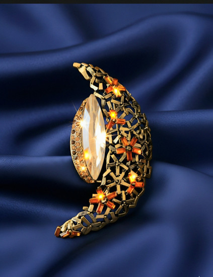 Брошь «Лунный янтарь»