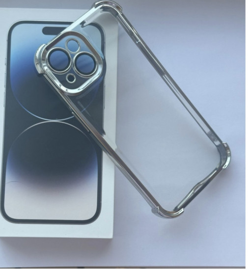 Чехол-накладка на iPhone 15