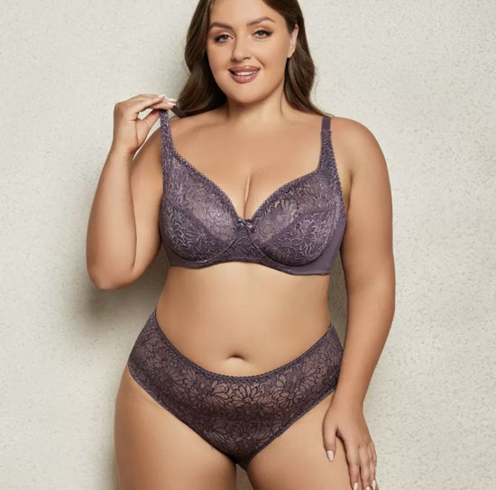 Комплект нижнего белья женский