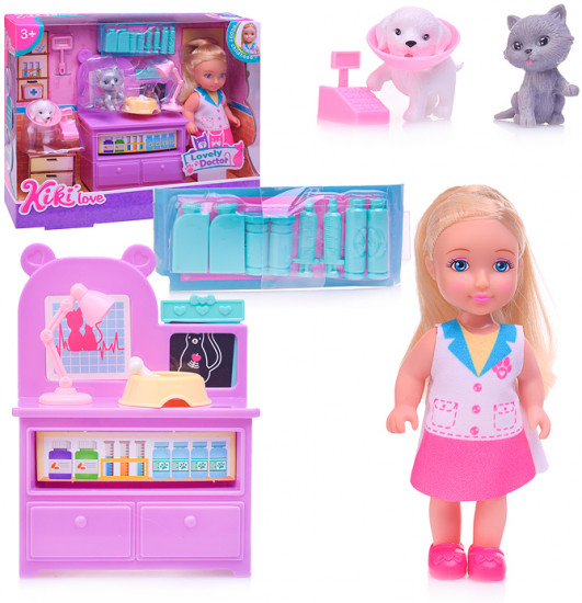 Кукла с аксессуарами 