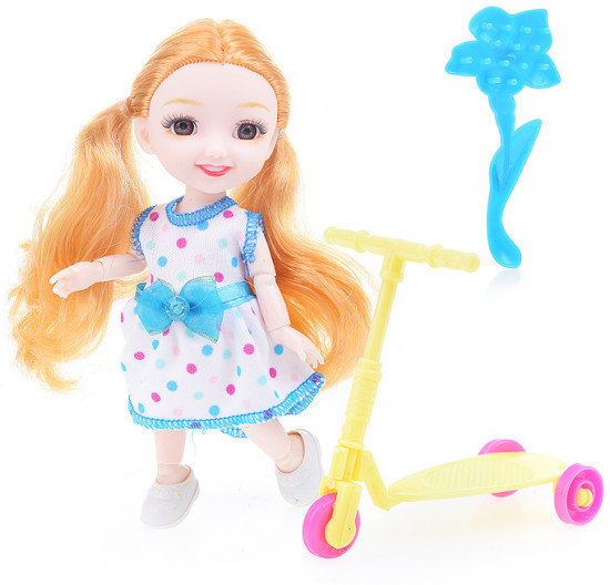 Кукла с аксессуарами 