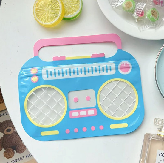 Пакет подарочный «Магнитофон»