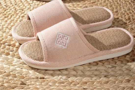 Тапочки женские