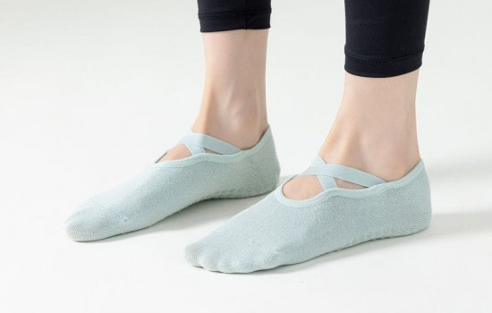 Носки для йоги и фитнеса