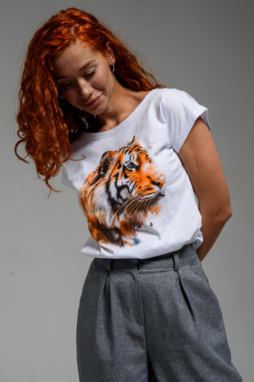 Футболка женская