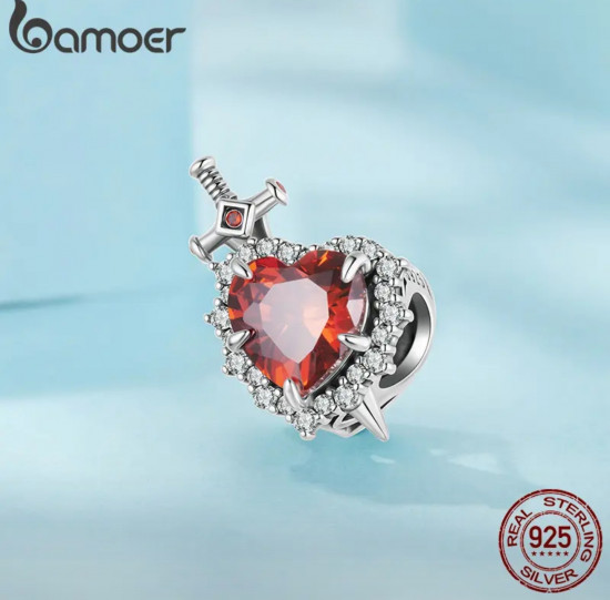 Шарм из серебра «Меч в сердце»