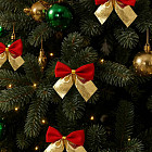 красно-золотистый