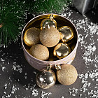 золотистый