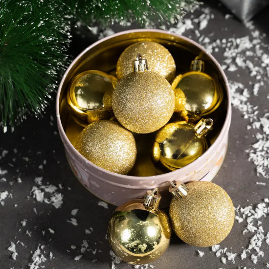 Набор елочных шаров