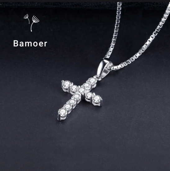 Подвеска с фианитами «Крест»