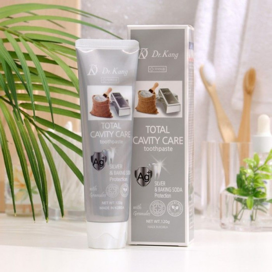 Зубная паста для борьбы с болезнями зубов и десен «Total Cavity Care Toothpaste Silver & Baking Soda Protection»