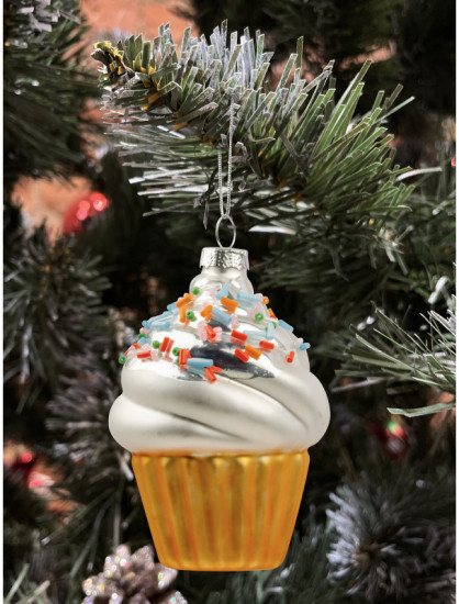 Игрушка ёлочная «Корзиночка с кремом»