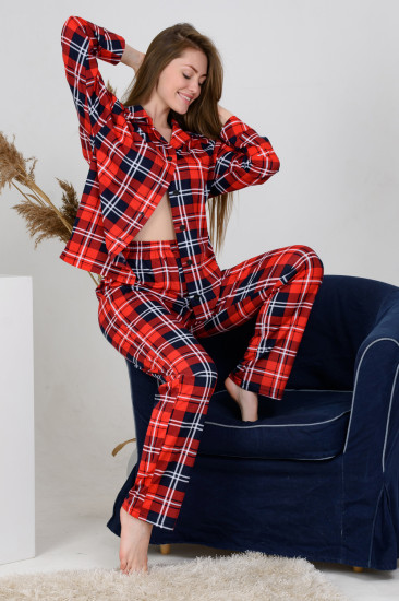 Костюм женский