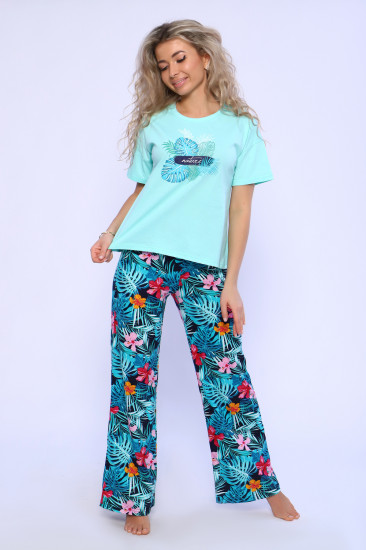 Костюм женский