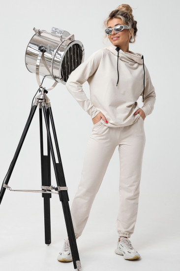 Костюм женский