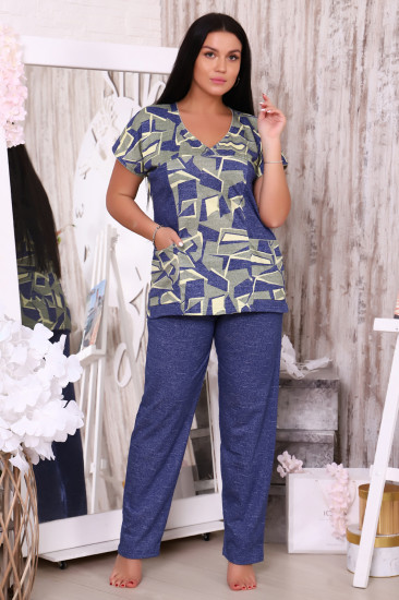 Костюм женский