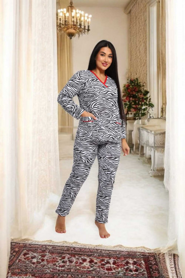 Костюм женский