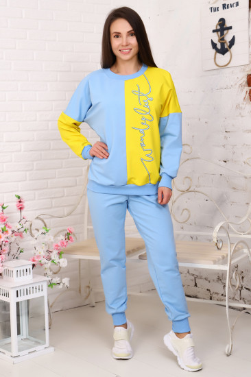 Костюм женский