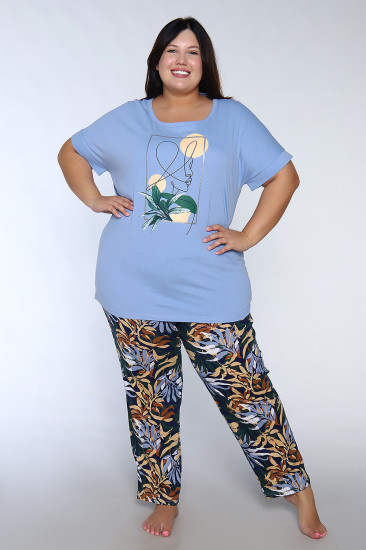 Костюм женский