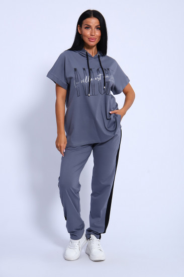 Костюм женский