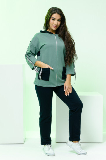 Костюм женский