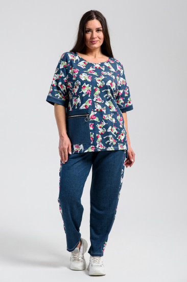 Костюм женский