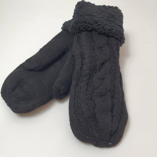 Варежки вязаные женские