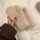 бежево-белый