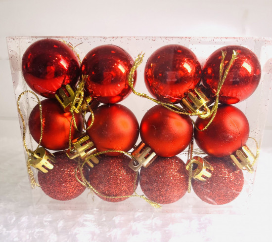 Набор елочных шаров