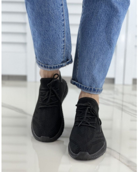 Кроссовки женские